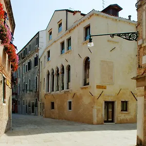 domina-home-ca-zusto-venice.hotelinveneto.com/