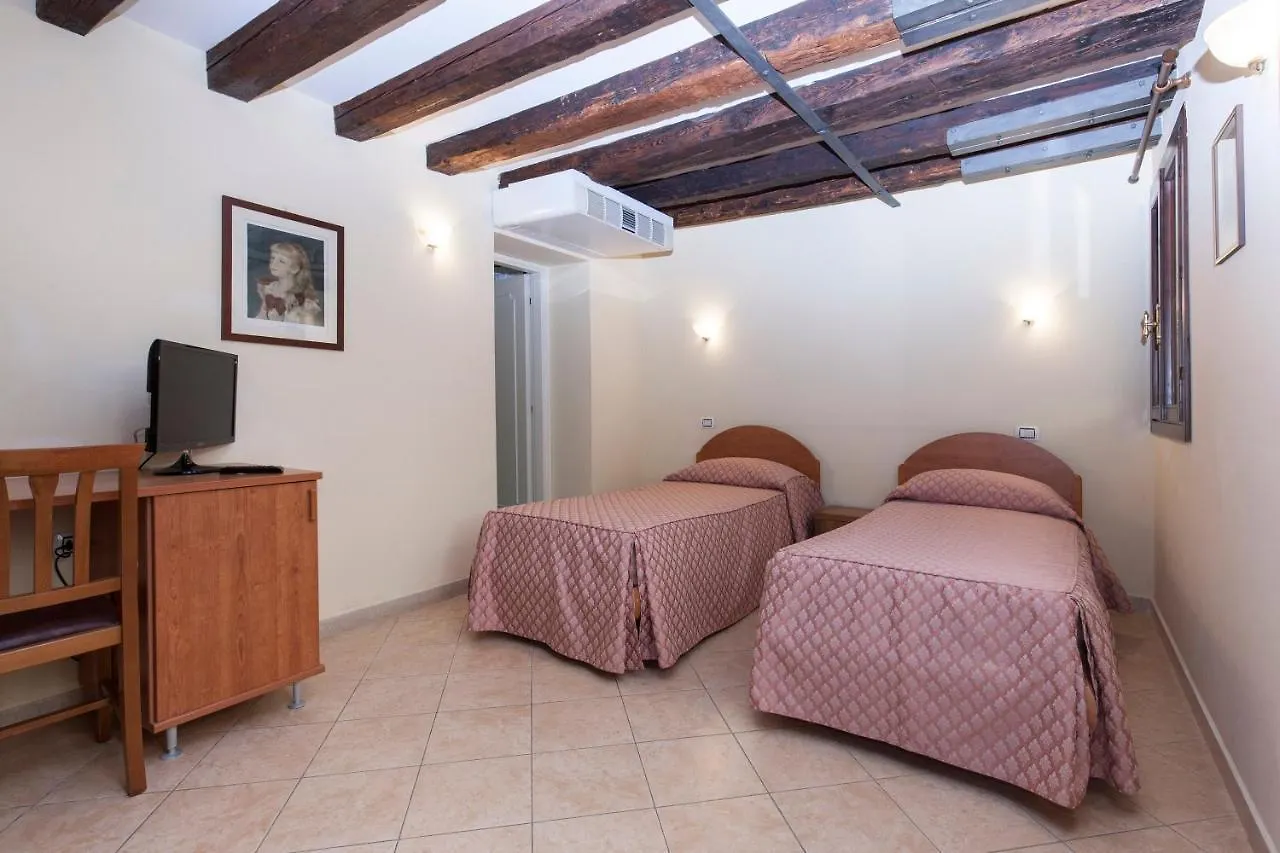 Casa Del Melograno Bed & Breakfast Venice 3*,  Italy